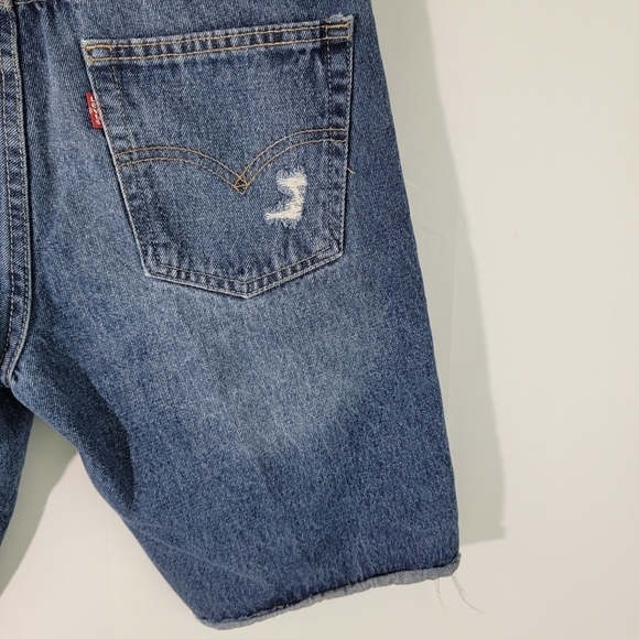 LEVIS 511 Slim Medium Wash Bermuda Denim Short Five Pockets Sz 16 Reg W28 - Picture 8 of 11